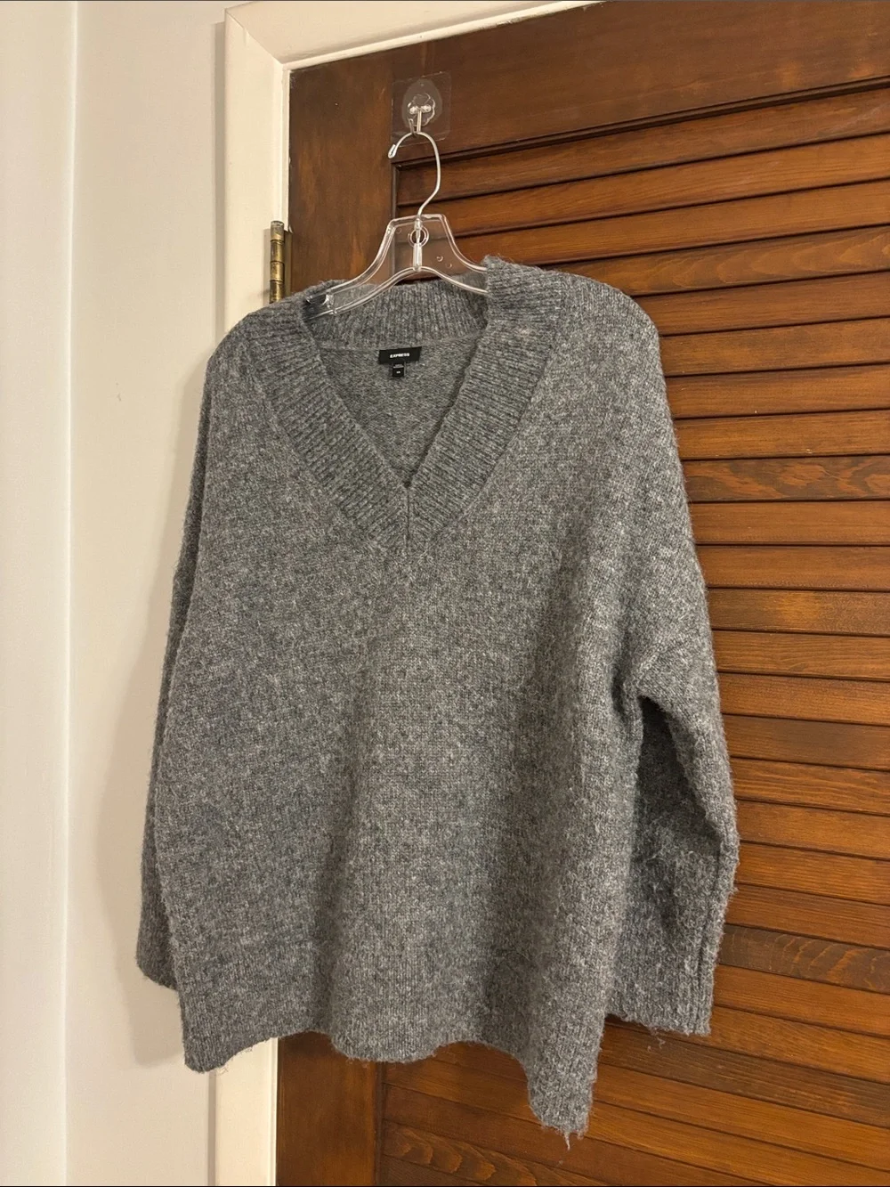 Express Gray Ribbed V-Neck Sweater - Picture 3 of 4